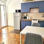 Orange Apartment's Repic Apartmán