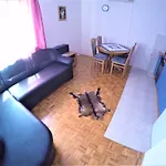 Orange Apartment's Repic Apartmán *