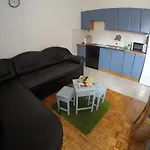 Orange Apartment's Repic Apartmán