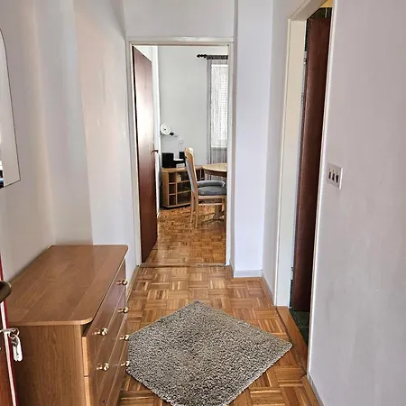 Orange Apartment's Repic Biograd Na Moru