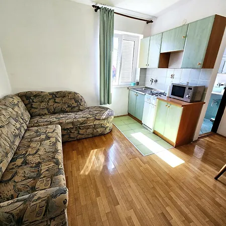 Διαμέρισμα Orange Apartment's Repic *