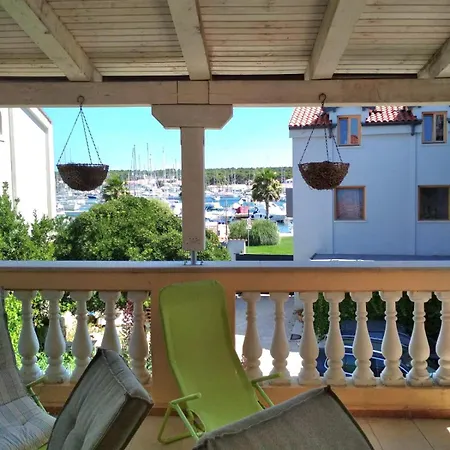 Apartamento Orange Apartment's Repic *