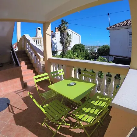 Apartamento Orange Apartment's Repic