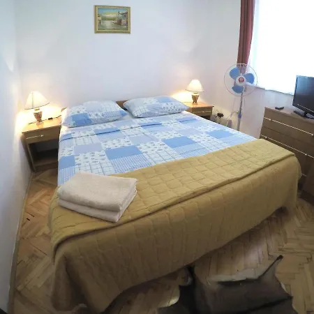 Apartman Orange Apartment's Repic