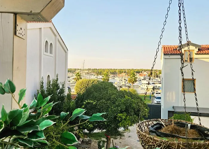 Appartement Orange Apartment's Repic Biograd Na Moru