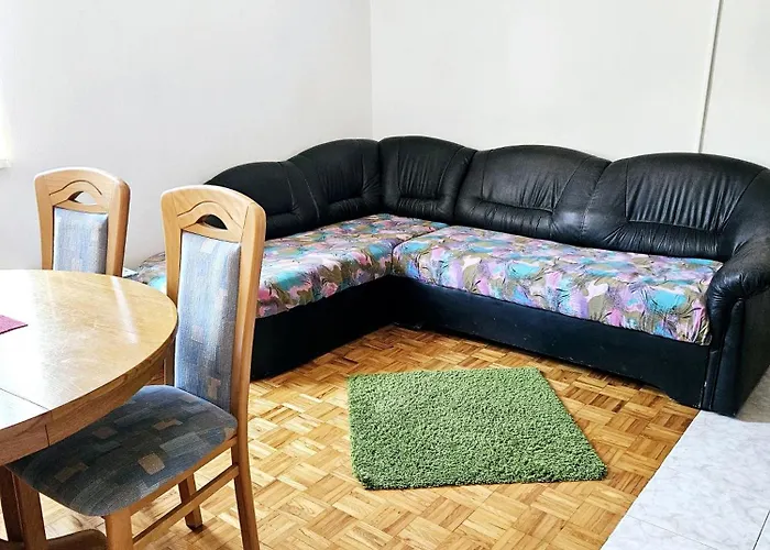 Orange Apartment's Repic Biograd Na Moru