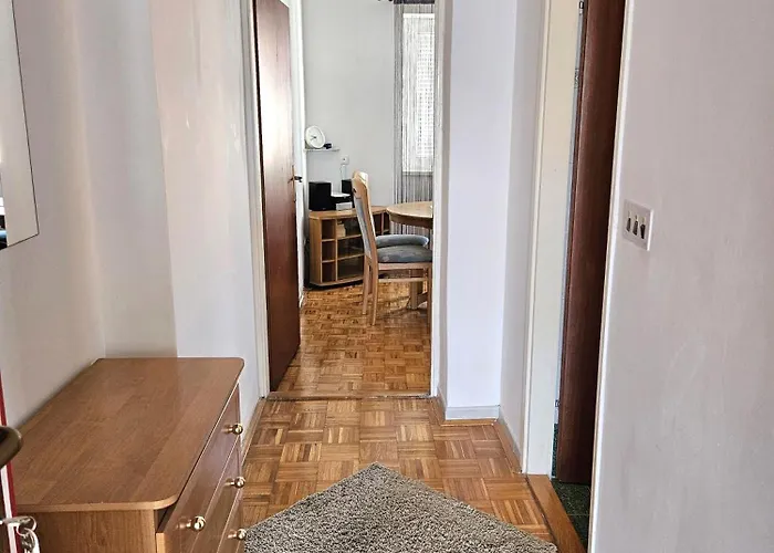 Orange Apartment's Repic Biograd Na Moru