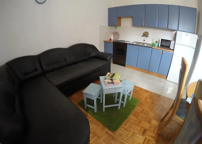 Orange Apartment's Repic Appartement