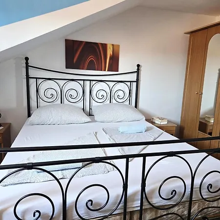 Orange Apartment's Repic * Biograd Na Moru