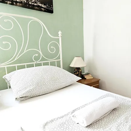 Orange Apartment's Repic Appartement