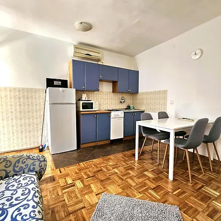 Appartement Orange Apartment's Repic *